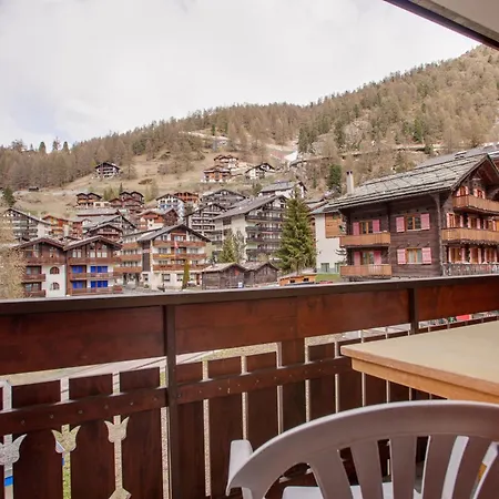 Good Value By Mountain Exposure Апартаменты